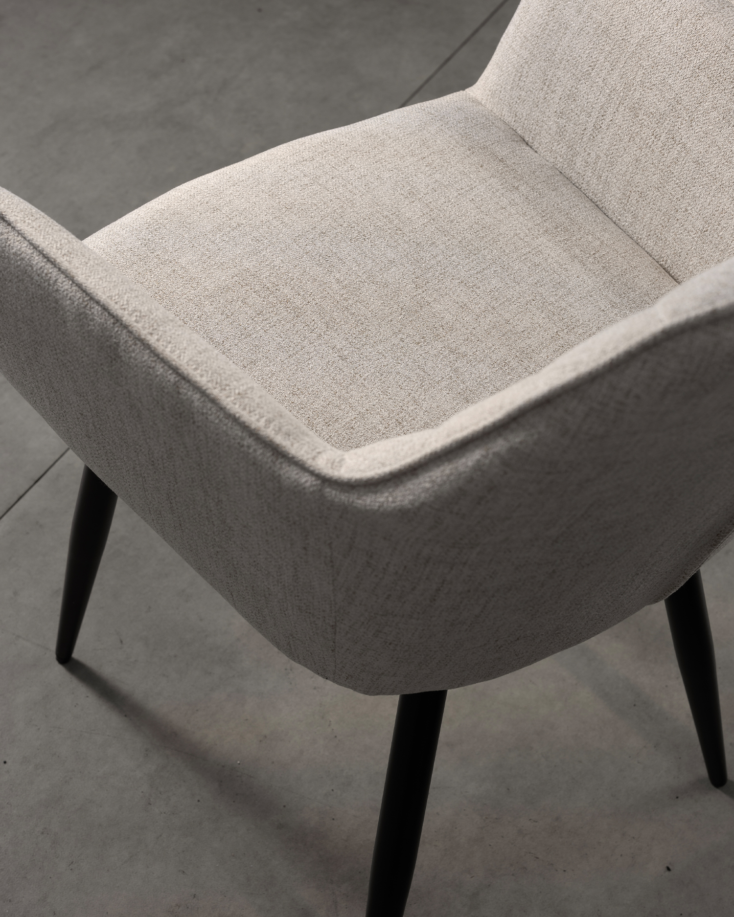 Döşemeli yemek sandalyesi Döşemeli yemek sandalyesi