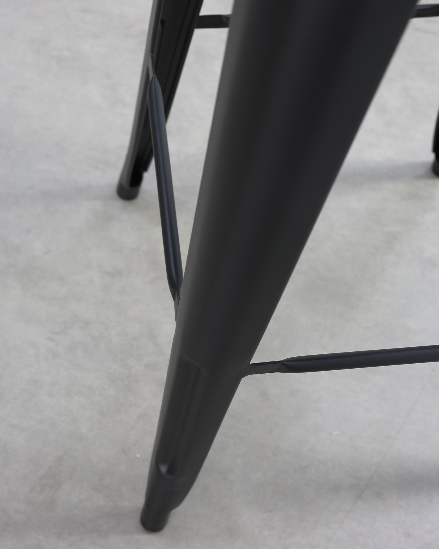 Retro siyah yemek tasarım sandalyeleri Retro siyah yemek tasarım sandalyeleri